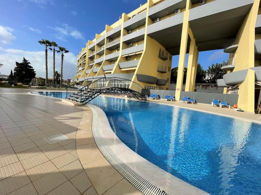 Lagos-Piscine Et Mer- Condominio Do Mar מראה חיצוני תמונה